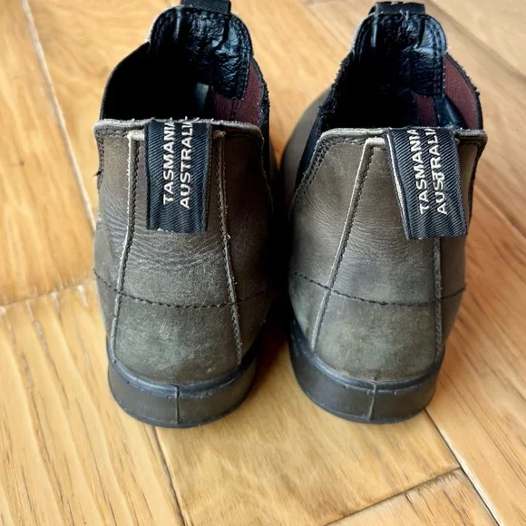 Blundstone Leather Ankle Boots - Picture 4 of 8